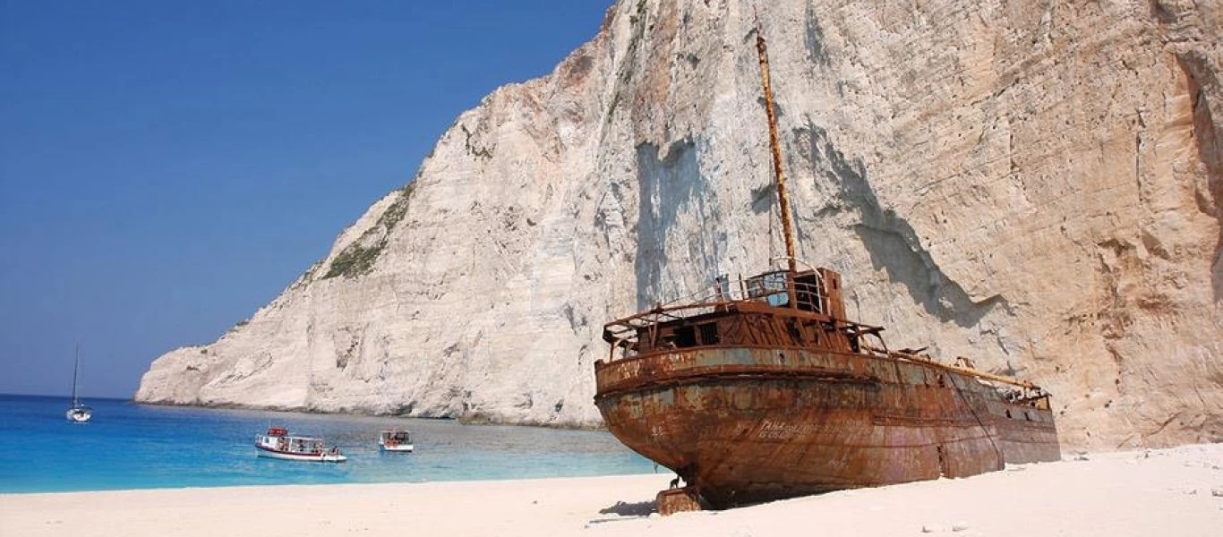 Η κυβέρνηση ετοιμάζεται να «ξεπουλήσει» σε ιδιώτες το Ναυάγιο στη Ζάκυνθο! - Επόμενο βήμα η Ακρόπολη;